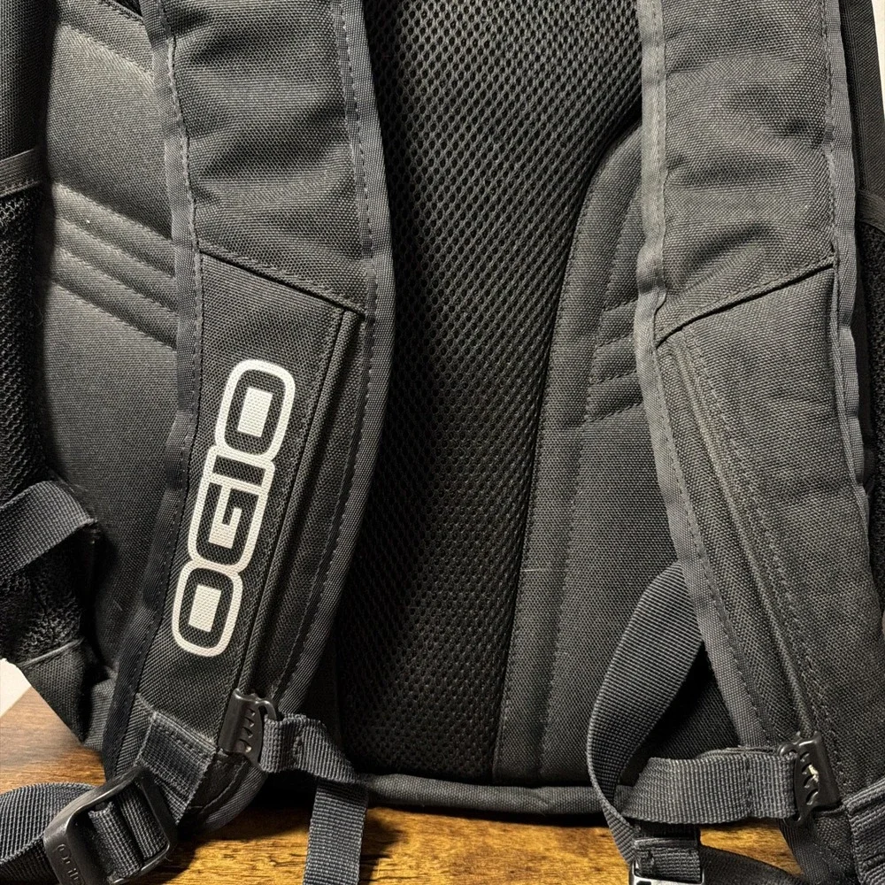 OGIO Rogue Laptop Backpack Black, Custom 